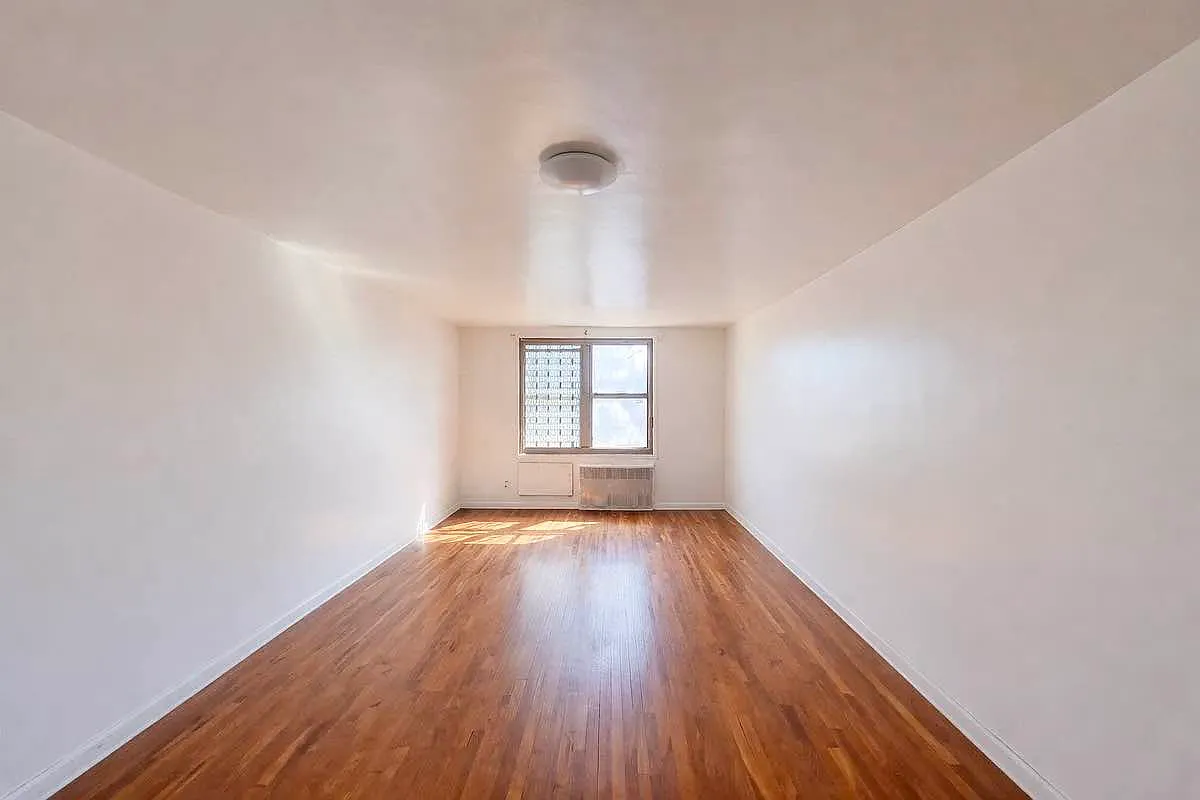 270 Clarkson Avenue — Photo 3