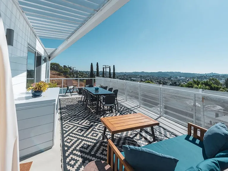 Barker Dr — Photo 1