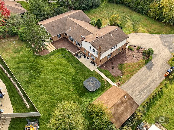5th image of 15555 Wolf Rd