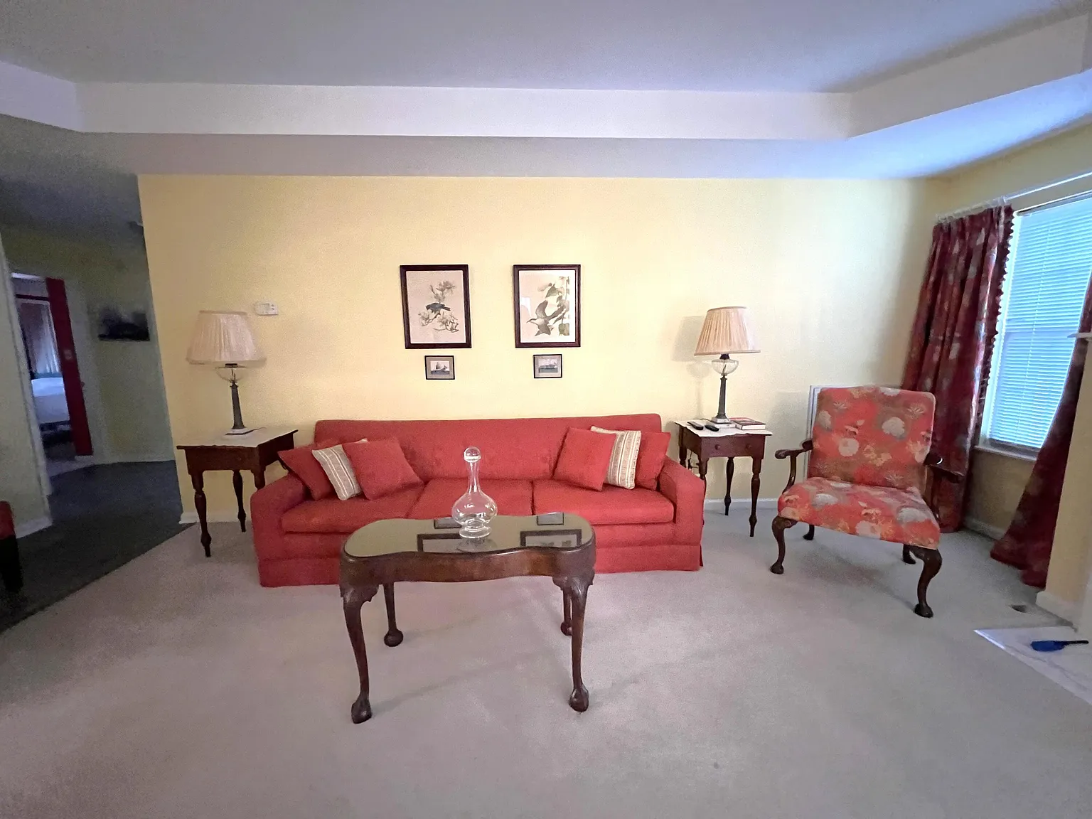 3 bed, 2.0 bath, 1816 sqft, $2,100 — Photo 3