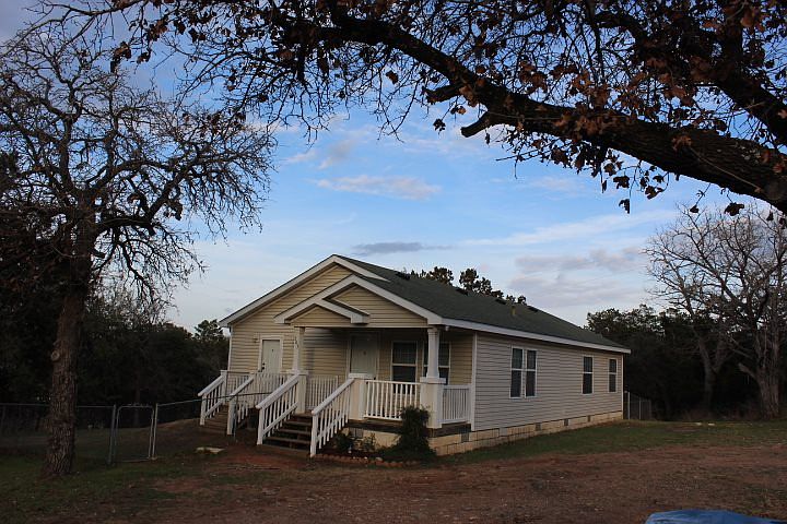 1st image of 803 Fir Ln