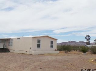 7576 W Chino Dr, Golden Valley, AZ 86413