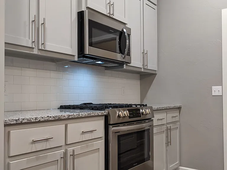 Gas Range & Oven