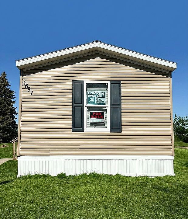 1st image of 1687 Meadow Ln #31