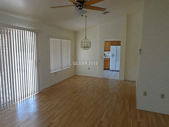 5th image of 8905 Meadowood Dr