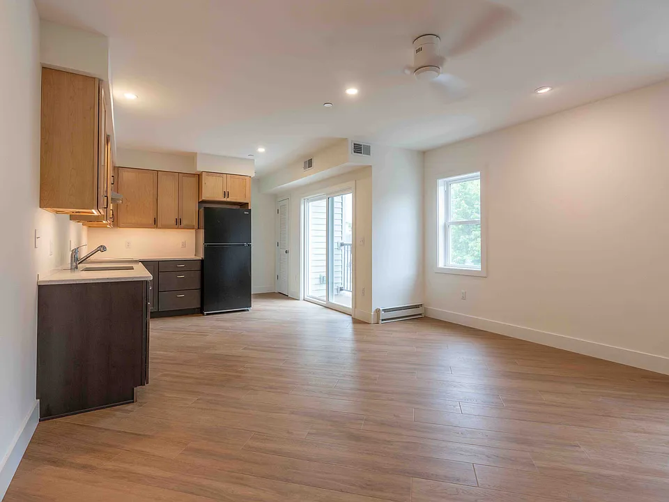 Apt includes a balcony