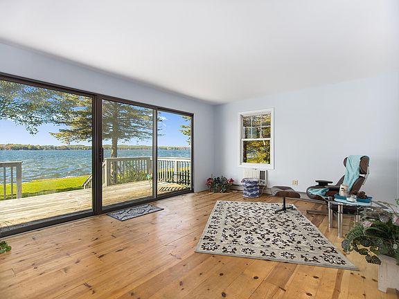 3rd image of 7327 S Harbor Dr