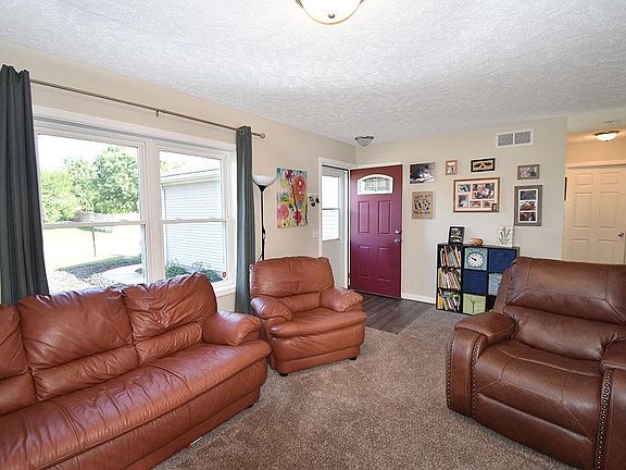5th image of 58557 Sun Valley Blvd