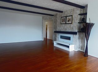 10104 Hartford Ct #2A, Schiller Park, IL 60176