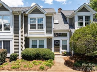 8220 Legare Ct, Charlotte, NC 28210