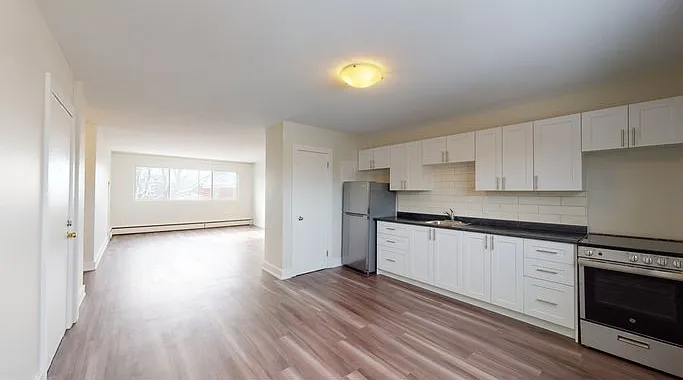 2 bed, 1.0 bath, 840 sqft, $1,950 — Photo 2