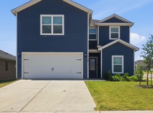 8125 White Spruce Rd, Ponder, TX 76259
