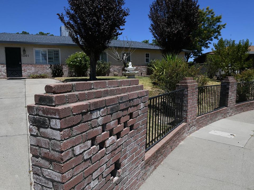 1st image of 1361 Longshore Ct