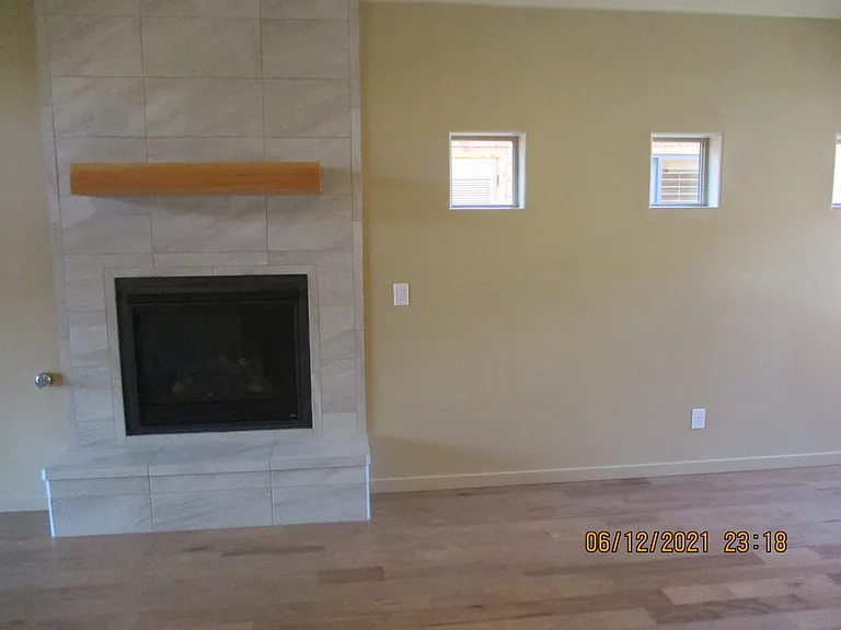 2012 N Lake Breeze Rd — Photo 11