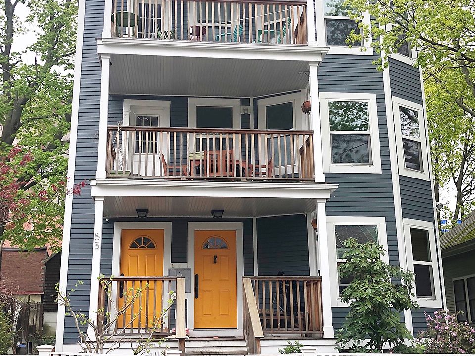 1st image of 55 Marmion St #3