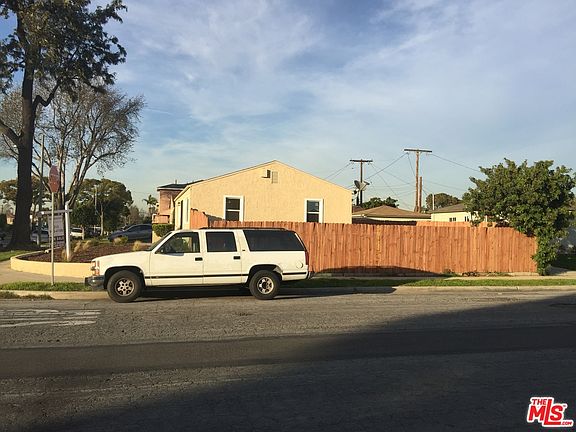 3rd image of 1900 N Corlett Ave