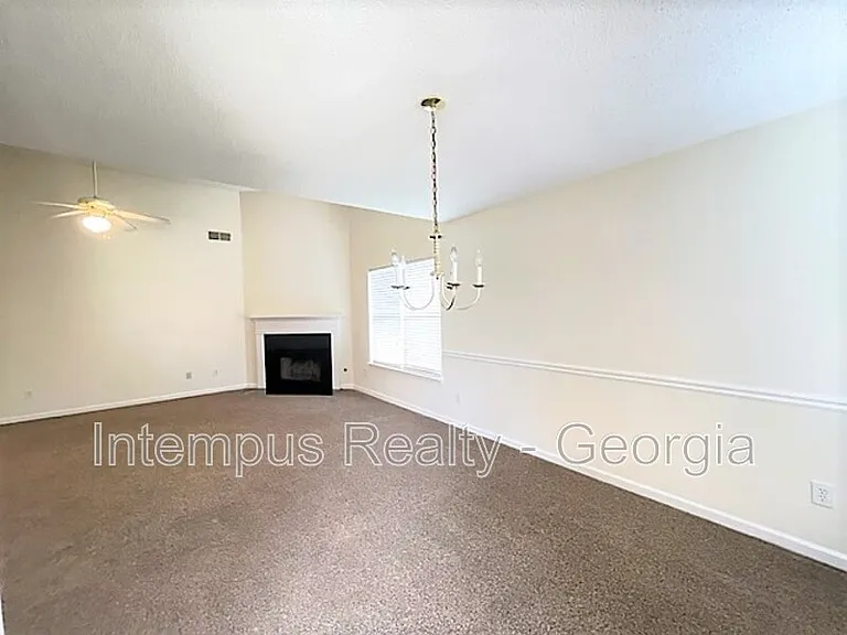 4389 Persian Ct — Photo 13