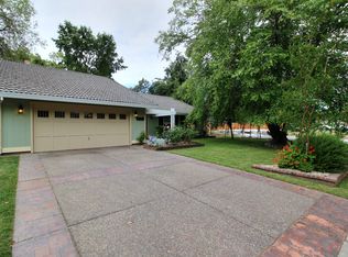 2051 Ione St, Sacramento, CA 95864