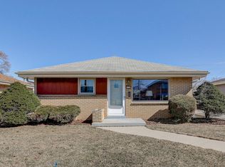 8100 W Potomac Ave, Milwaukee, WI 53218