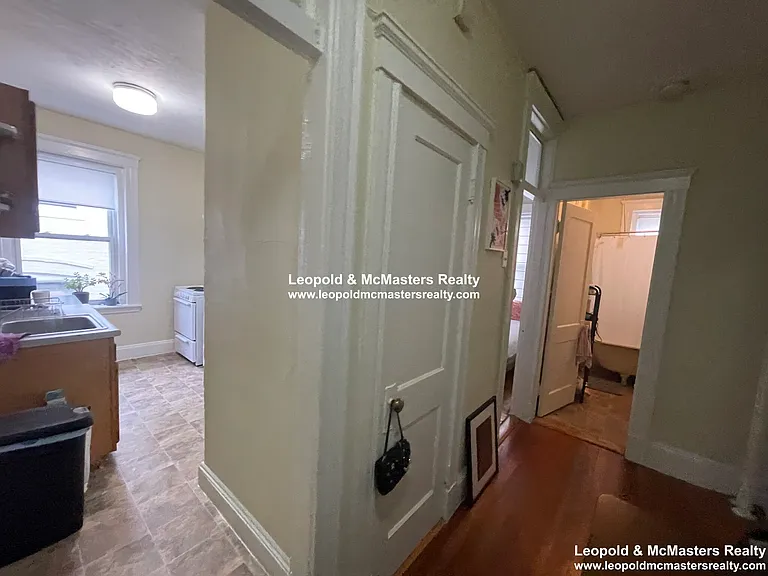 Kelton Street Apartments — Photo 6
