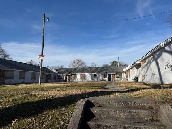 340 S Parkway Blvd, Memphis, TN 38106