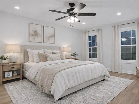 2nd image of 12 Crawford Rd