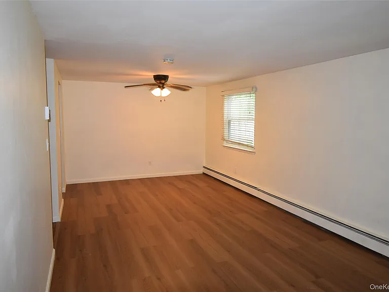 50 Locust Dr — Photo 12