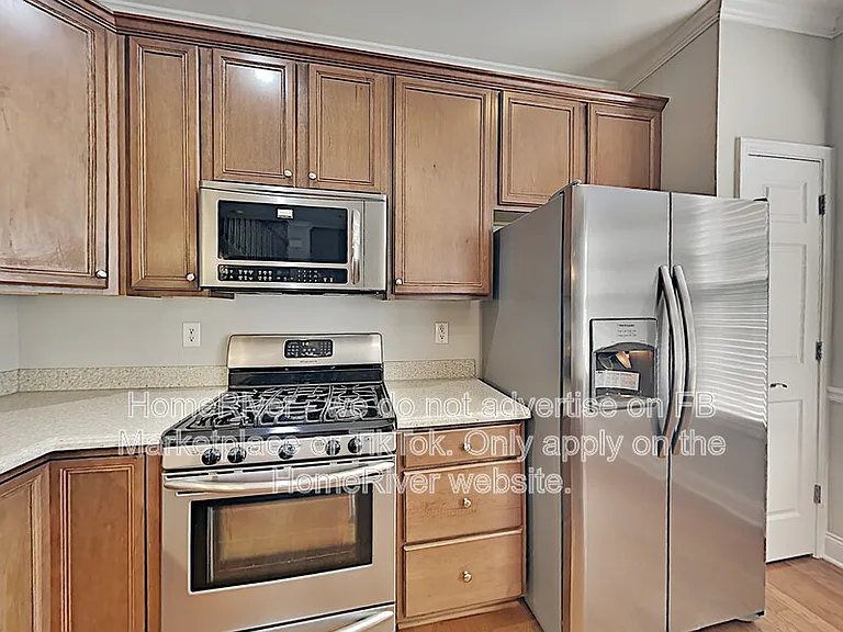 305 Williamson St SE — Photo 8