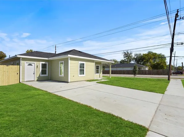 3603 Fidelity St #A, Houston, TX 77029