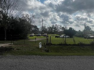 350 County Road 273, Bay City, TX 77414