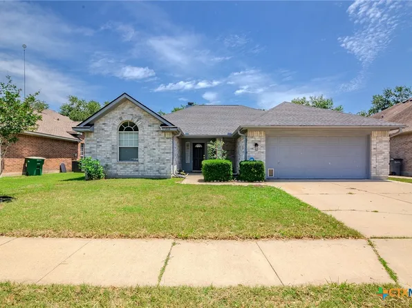208 Canyon Crk, Victoria, TX 77901