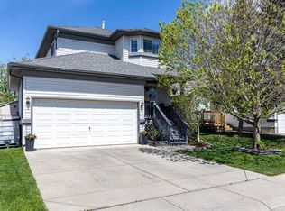 158 S Saratoga Close NE, Calgary, AB T1Y 7A1