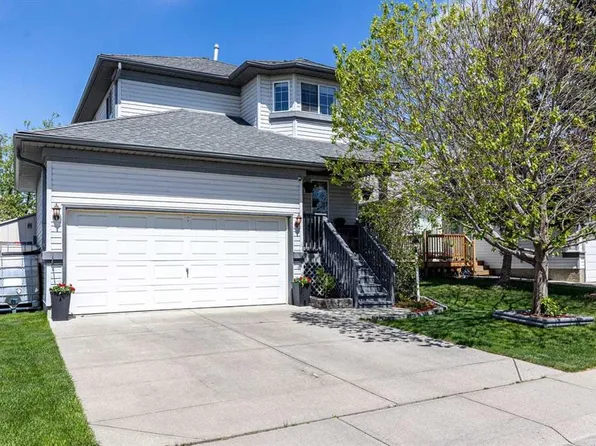 158 S Saratoga Close NE, Calgary, AB T1Y 7A1