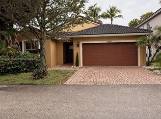 5292 SW 38th Ave, Fort Lauderdale, FL 33312