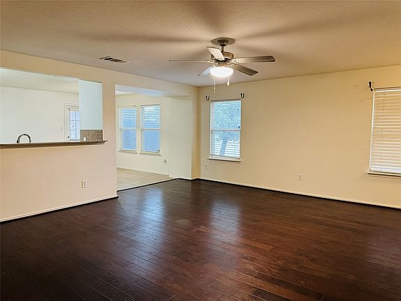 2nd image of 3502 Ridge Elm Dr