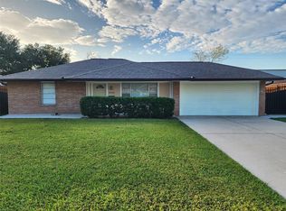 10935 Timberoak Dr, Houston, TX 77043