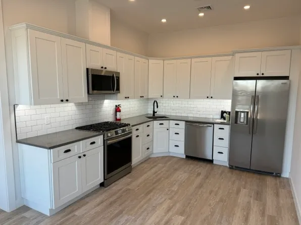 526 Main St Ste 1, Avon By The Sea, NJ 07717