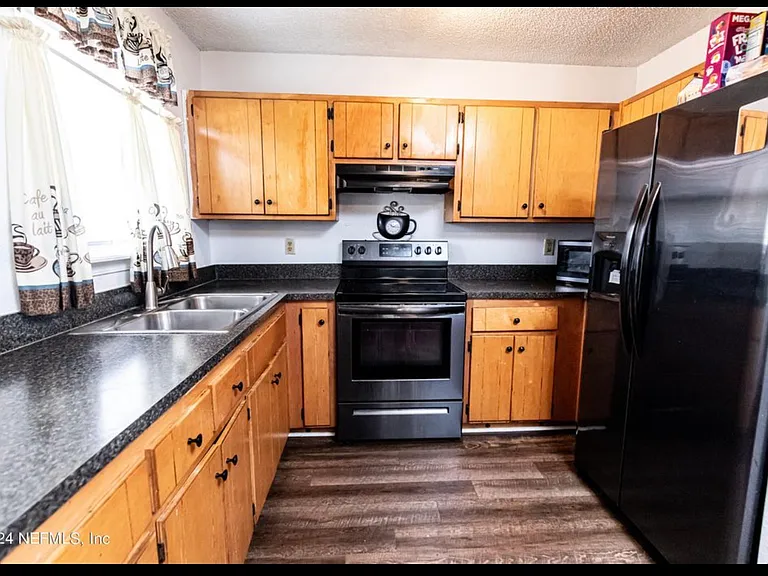 2119 Tuskegee Rd — Photo 5
