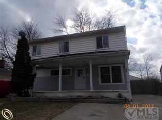 556 Pinewood St, Ypsilanti, MI 48198
