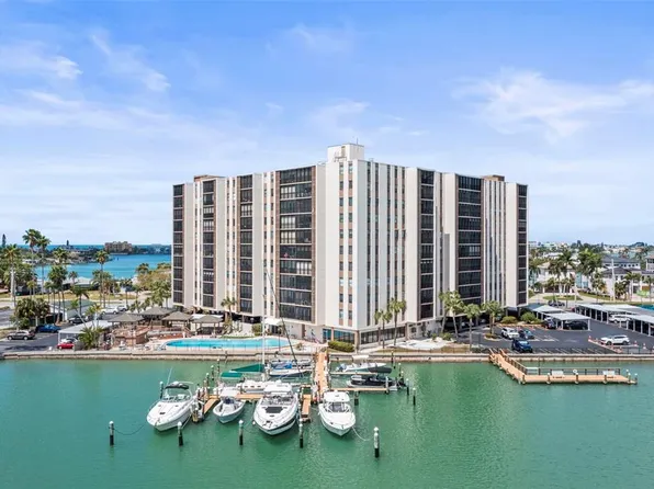 10355 Paradise Blvd APT 403, Treasure Island, FL 33706