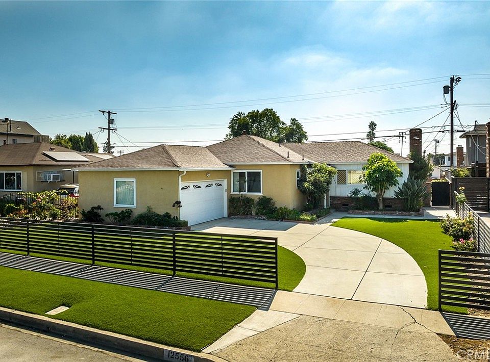 12556 Burton St North Hollywood CA 91605 Zillow