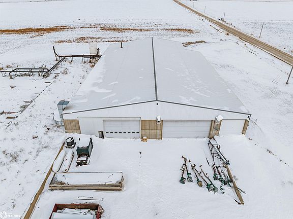 2nd image of 13395 Bell Ave