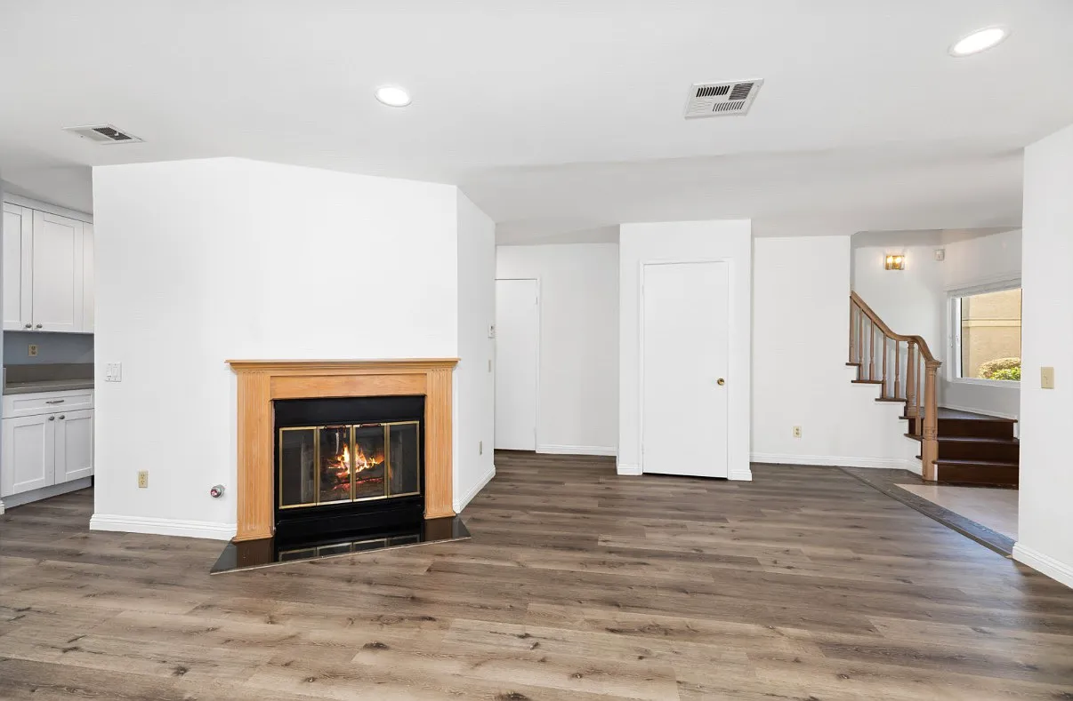 3 bed, 1438 sqft, $3,400 — Photo 4