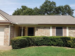 4007 Hideaway Dr, Arlington, TX 76017