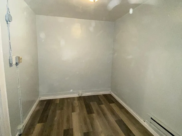 910 Park St #1 — Photo 8