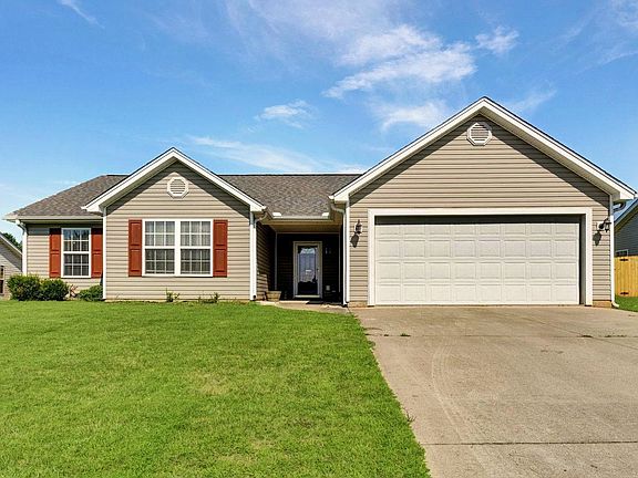2nd image of 411 Fairbanks Ct