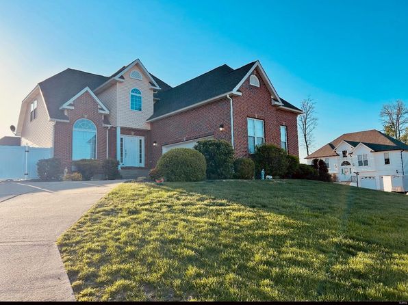 4916 Wexford Ct, Jackson, MO 63755