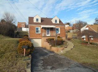 829 Meadow Dr, West Mifflin, PA