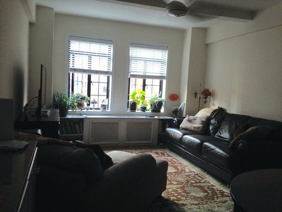 1st image of 5 Tudor City Pl APT 911