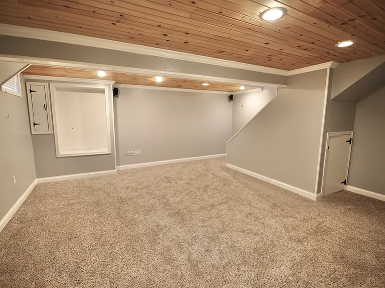 4400 Greensbury Dr — Photo 26
